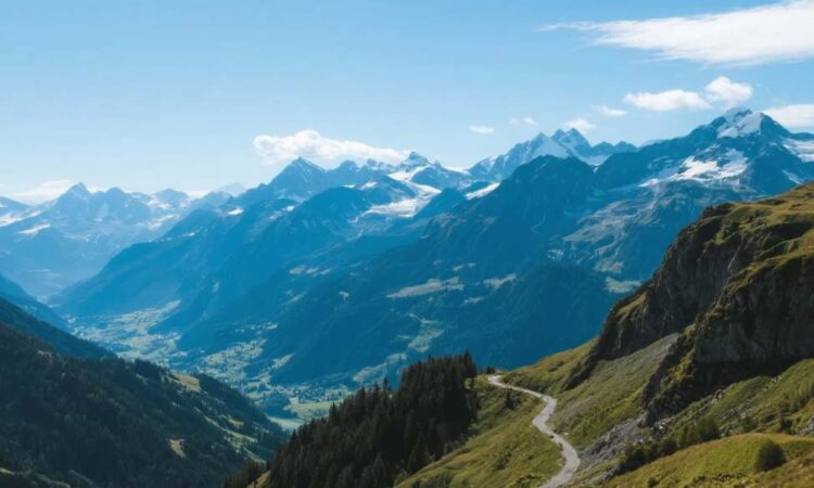 Muottas Muragl: Panorama Pegunungan Alpen yang Memikat Hati